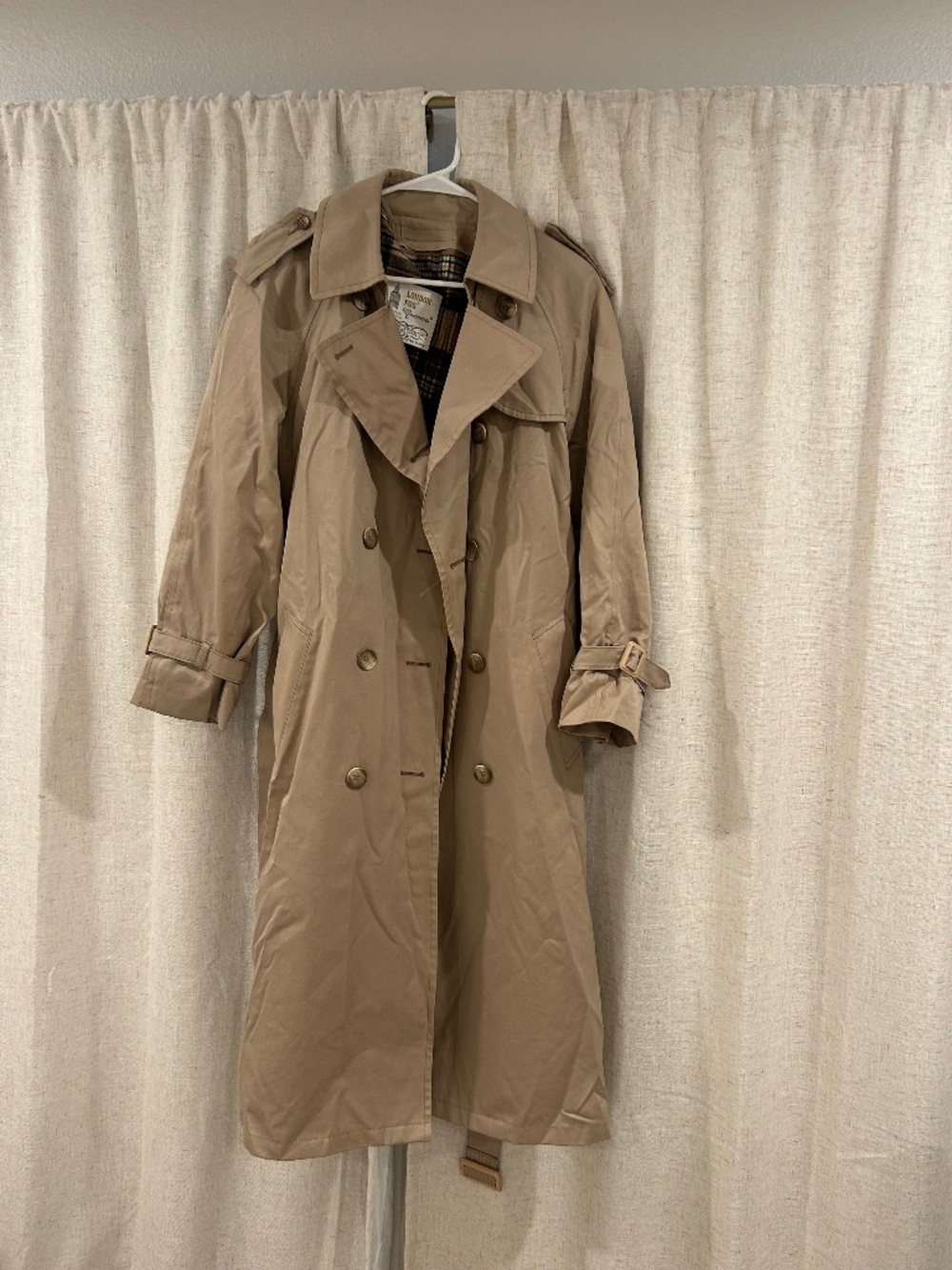 London Fog Vintage Trenchcoat